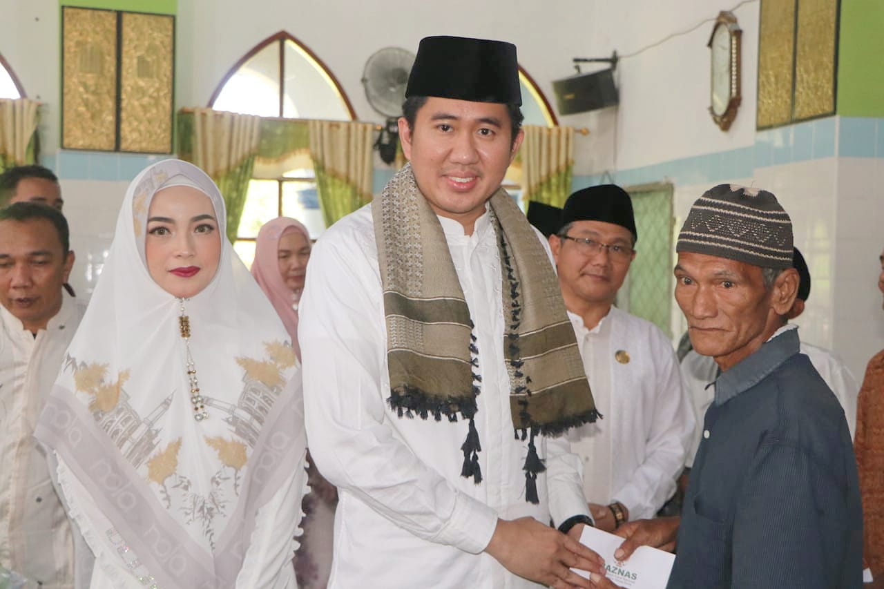 Peringati Nuzulul Quran Hijriah Plt Bupati Salurkan Sembako