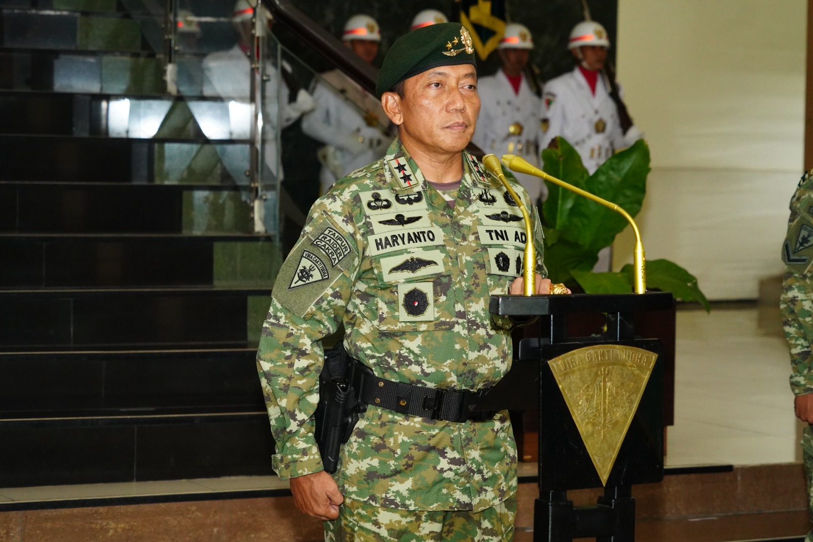 Pangdivif Kostrad Pimpin Upacara Serah Terima Jabatan Dandenhub Divif